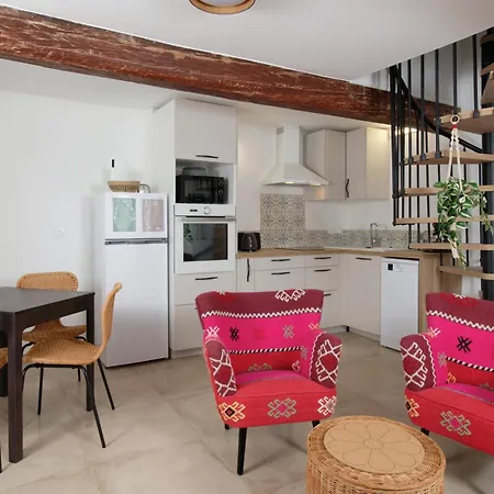 2 Places, Les Luciens, Meuble 3 Etoiles 圣热利迪弗斯克
